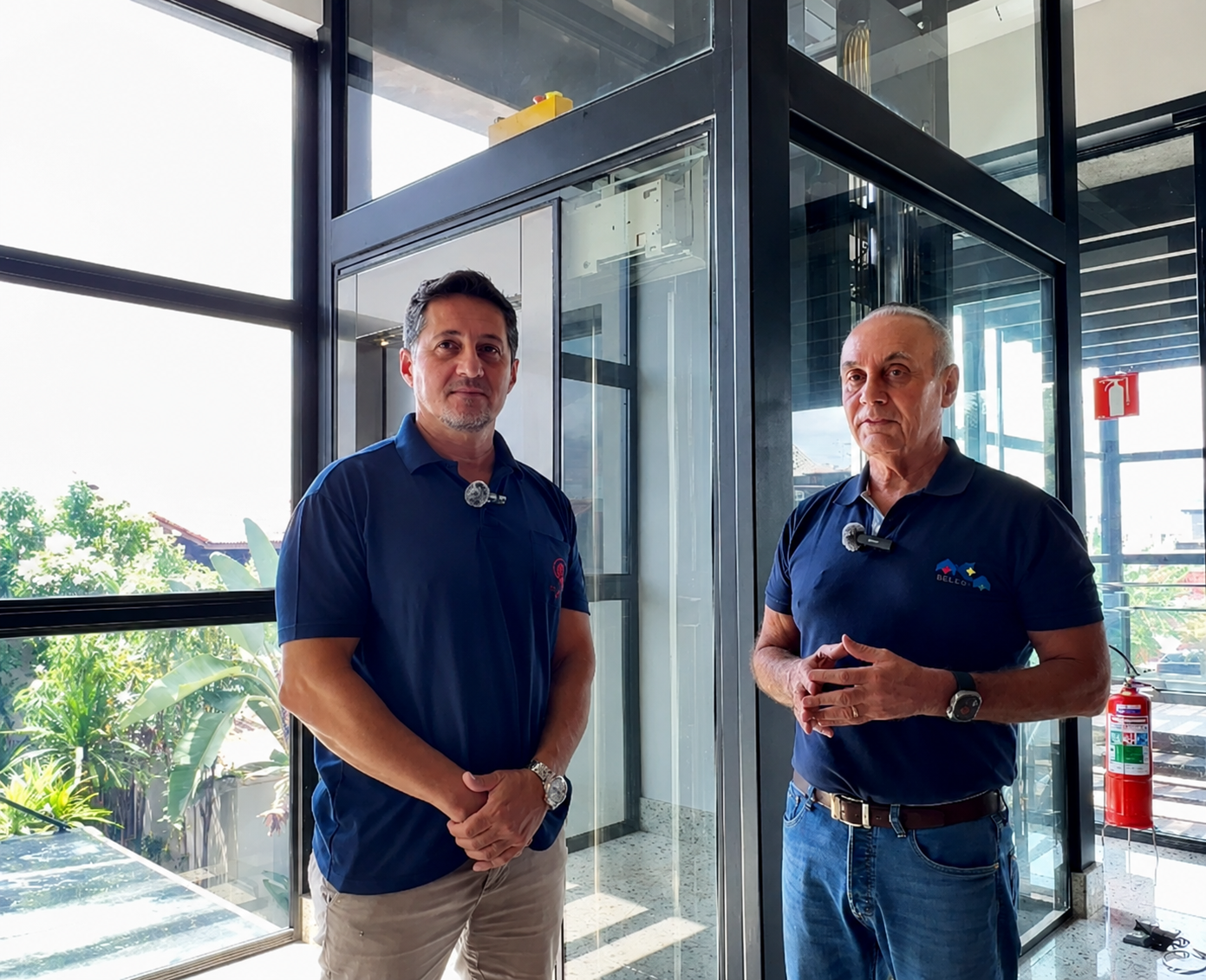 Equipe da Elevadores Belgo na AEAARP durante apresentação dos elevadores instalados e mantidos pela empresa em Ribeirão Preto
